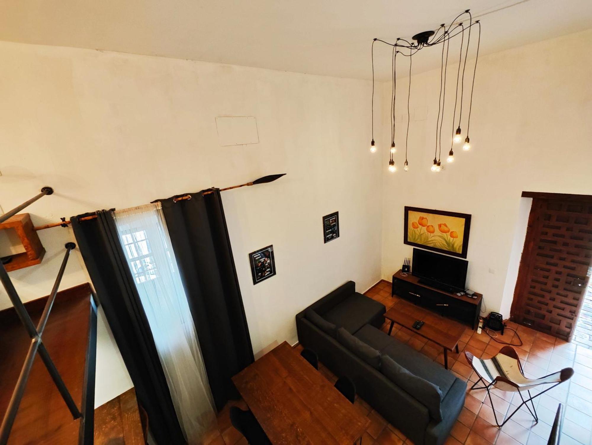 Hostal Cafe Frenteabastos 卡莫纳 外观 照片